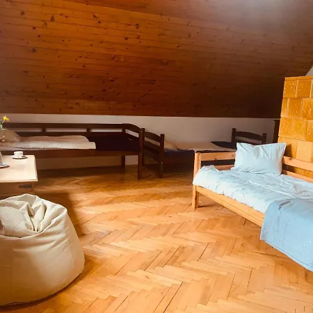 Apartman Tūlevél/pine-needles